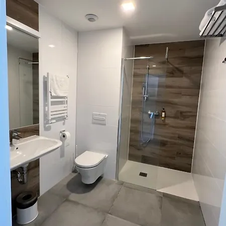 Czarna Gora 414 3* Сенна