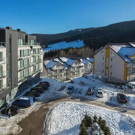 Czarna Gora 414 Сенна